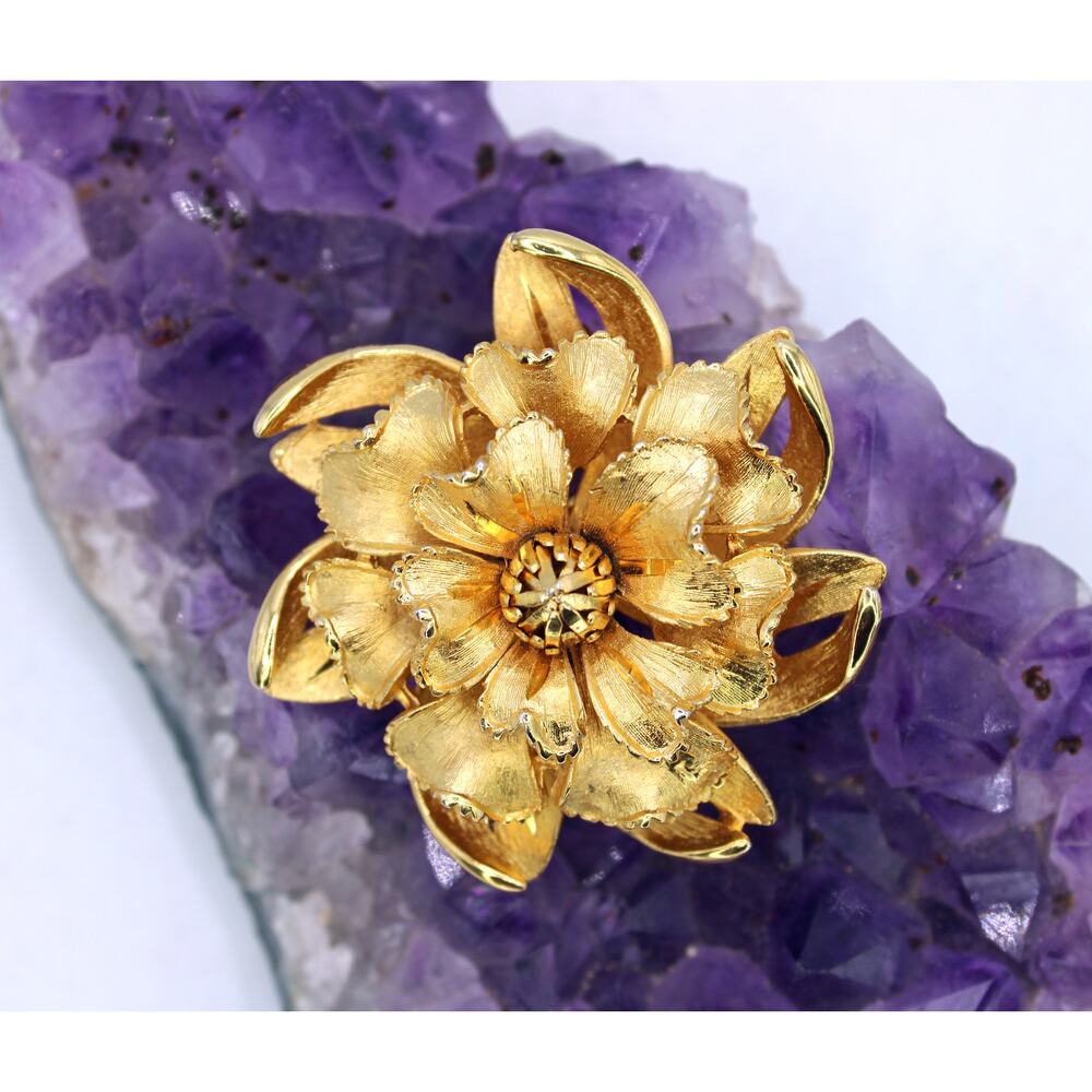 Vintage Corocraft Brushed Gold Tone Floral Brooch